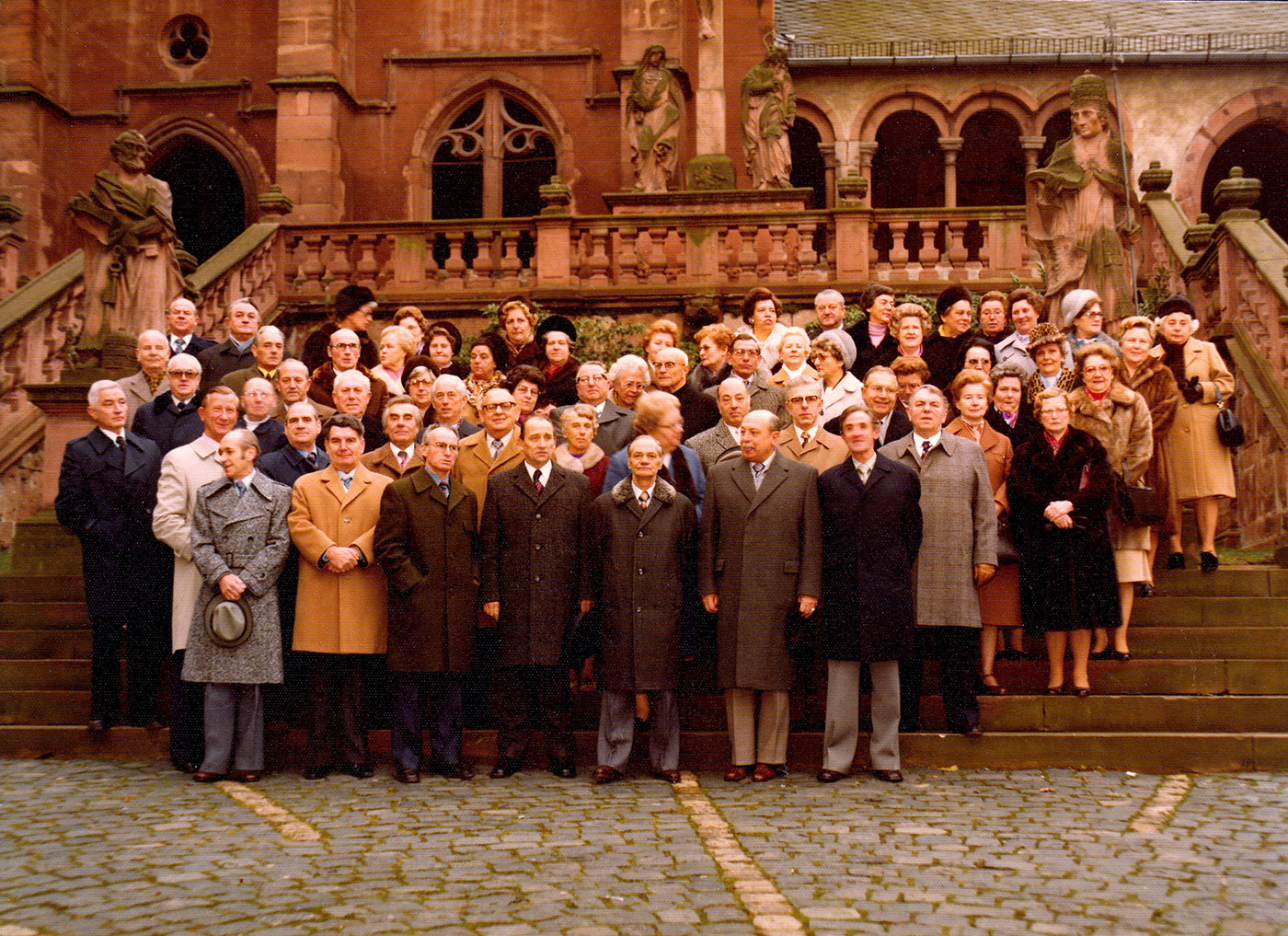 1977 November Jahrgang 1917 18 nach Gottesdienst GG